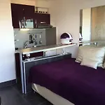 Studio 18, Heliopolis L Au Village Naturiste