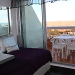 Studio 18, Heliopolis L Au Village Naturiste