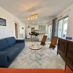Bel Appartement Climatise Centre Ville T2 - 4 Personnes Avec Loggia Vue Sur Mer