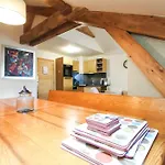 Exceptional 3 Bed Penthouse With Fireplace And Stunning Views