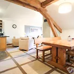 Exceptional 3 Bed Penthouse With Fireplace And Stunning Views