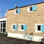 Maison Renovee 4 Pieces A Saint-Georges-D'Oleron, 6 Couchages, Velos, Proche Plages Et Pistes Cyclables - Fr-1-246A-114