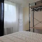 Appartement Avec Balcon Vue Mer Plage De Trestraou A Perros-Guirec - Ref 903