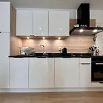 Appartement Lumineux 2 Pieces, Coeur De Saint-Jean-De-Luz, Proche Plage Et Commerces, Avec Wifi - Fr-1-239-1002