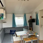 Camping Les Salins De La Gardiole