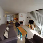 La Maison Bleue Avec Piscine
