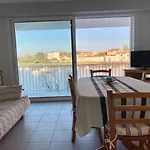 Appartement Face Port Pour 4 Personnes