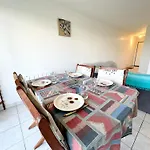 Bel Appartement Face A La Mer - Terrasse Et Jardin