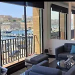 Sublime Appartement Avec Vue Sur Le Vieux Port