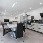 Villa T4 Climatisee Avec Jardin, Jacuzzi Et Free Wifi A 600 M De La Plage - Fr-1-423-234