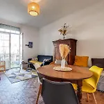 Cozy Apartment In Royan With Wifi