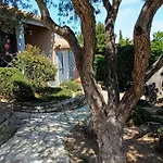 Villa With Private Pool And Lake View