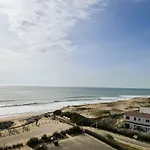 Bel Appartement T2 Avec Loggia Vue Mer : Au Pied De La Plage ! - Fr-1-324A-20