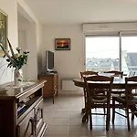 516 - Appartement T2, A Moins De 300M De La Plage.