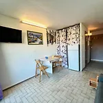 Studio Cabine Avec Piscine Au Grau Du Roi