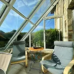 Appartement 2 Pieces, 4 Pers, 500M De La Plage, Veranda, Parking Prive - Fr-1-377-90