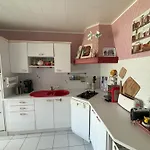 Maison 2 Chambres Avec Jardin, Quartier La Chaume, Proche Plage Et Commerces - Fr-1-197-591