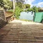 Villa Mitoyenne Avec Piscine, Parking Prive, A 15 Min De La Plage - Fr-1-607-126