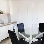 Terre De Bretagne, Appartement Entre Port Et Plage