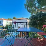 Appartement T2 Renove Pres De La Mer Avec Balcon A Argeles-Sur-Mer - Fr-1-388-222