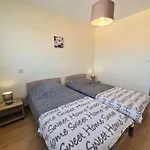 Appartement Face Mer, 3 Pieces, 4 Couchages Avec Balcon, Parking Prive, 2 Etoiles - Saint-Jean-De-Monts - Fr-1-224C-113