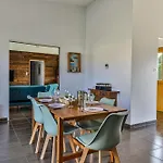 La Paree-Chaleureuse Maison Avec Jardin