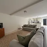 L'Atrium - Centre Ville - Grand Duplex Avec Patio & Garage