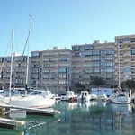 Confortable 2P Avec Loggia, Parking Prive Proche Plage - Fr-1-750-14