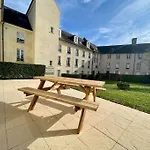 Le Cloitre By Melrose
