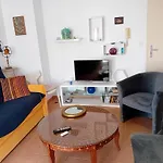 Charmant T2 Avec Terrasse Et Parking Sur Les Hauteurs D'Hendaye - Fr-1-239-1031