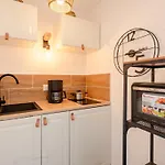 Studio Les Flots Bleus-9 By Interhome