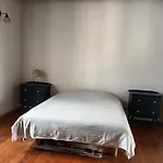 La Vie Est Belle