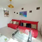 Appartement 2 Pieces Avec Terrasse, Parking Et Acces Direct A La Plage A Marseillan - Fr-1-326-816