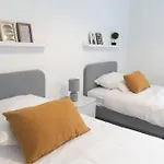 Les Salins * Appartement * Clim * Wifi * Commerces