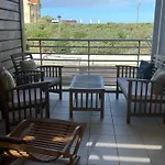 Appartement T3 A 50M De L'Ocean Avec Terrasse, Parking Et Wi-Fi - Refait A Neuf, Centre De Biscarrosse - Fr-1-521-155