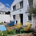 Maison Familiale Avec Jacuzzi Et Piscine