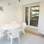 Hossegor-Plage-Surf-Famille-Parking