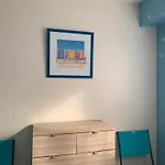 Appartement 2 Chambres Face Ocean, Proche Commerces, Balcon, Parking Prive, Parfait Pour 4 Personnes - Fr-1-323-492