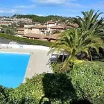Studio Avec Piscine, 600M Plage