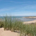 Emplacement Central - 300M De La Plage - Studio F