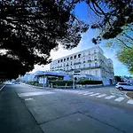 Grand Hotel - Magnifique Appartement Bord De Plage Centrale