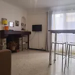 Appartement Avec Wi-Fi Et Balcon Au Coeur De Collioure, A 100M De La Plage! - Fr-1-309-109