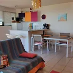 Appartement 58 M 2 En 1 Ere Ligne ,Vue Mer Panoramique ,2 Terrasses Dont Une Couverte Residence Le Sunset