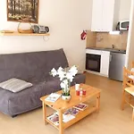 Appartement T2 Pour 4 A 5 Pers, Saint-Lary-Soulan, Cuisine Equipee, Balcon Sud, Proche Services Et Loisirs - Fr-1-457-221