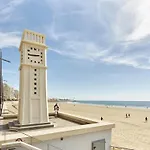 Appartement T3 Avec Mezzanine, Balcon Et Garage Au Centre Des Sables-D'Olonne - Fr-1-92-883