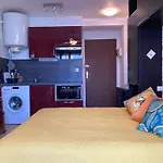 Joli Studio Renove Avec Loggia Fermee, Tout Equipe, Wifi, Classe 2 Etoiles A Balaruc-Les-Bains - Fr-1-553-161