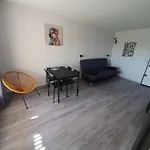 Les Terrasses De La Baronnie Appartement Climatise Avec 1 Chambre Et Piscine Ouverte Du 28 Mai 2025 Au 28 Septembre 2025