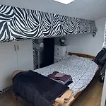 Holidayland 432 Villa T2 Mezzanine 6 Couchages Climatise Avec Veranda Et Box Internet Narbonne Plage
