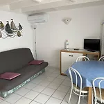 Holidayland 239 Villa T3 Mezzanine 8 Couchages Climatise Avec Veranda Narbonne Plage