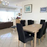 Appartement A Tregastel - Plage Coz-Pors, Wifi, Parking, Animaux Admis - Fr-1-368-418